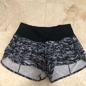 Lululemon Speed up 2.5" High Rise